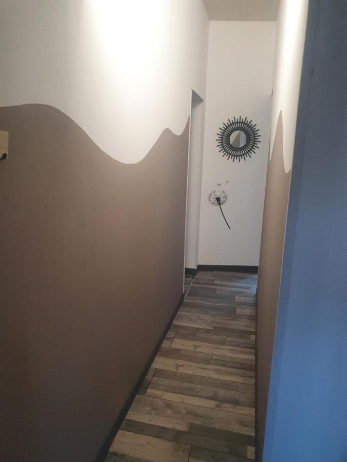 Bienvenue Chez Les Ch'Oups Le Loft 50 M2 Appartement La Bourboule Buitenkant foto