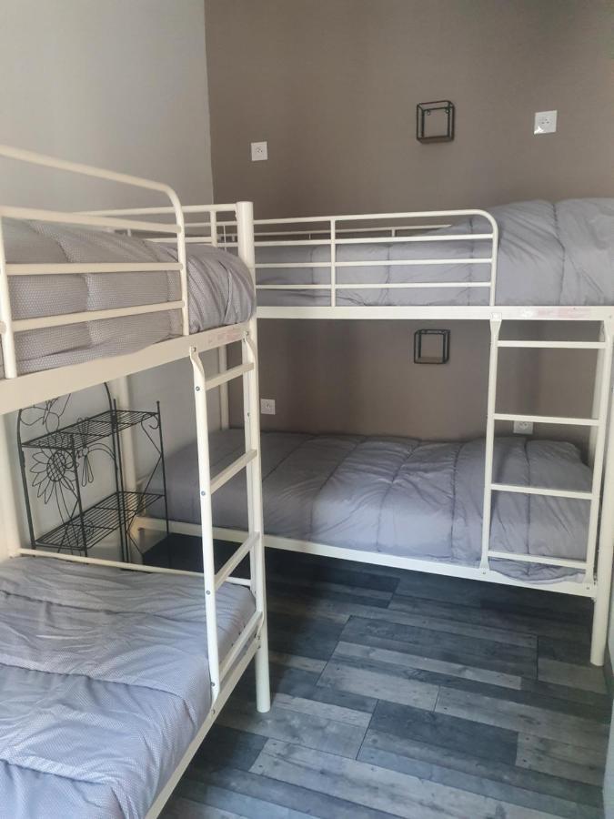 Bienvenue Chez Les Ch'Oups Le Loft 50 M2 Appartement La Bourboule Buitenkant foto